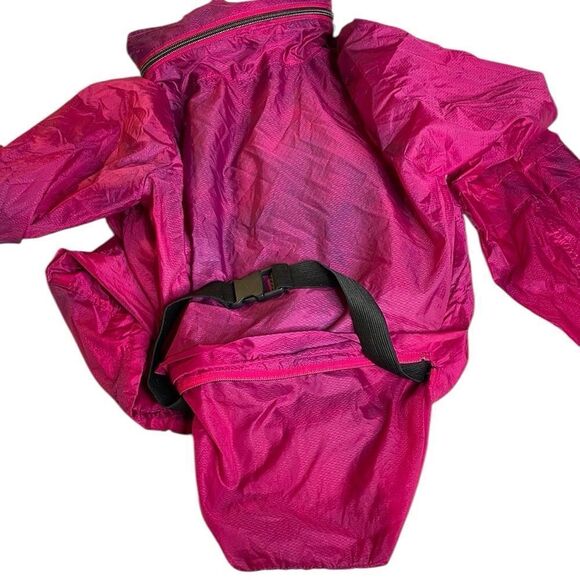 Saks Fifth Avenue Windbreaker Jacket with Hidden Hood and Travel Pouch - Picture 12 of 13